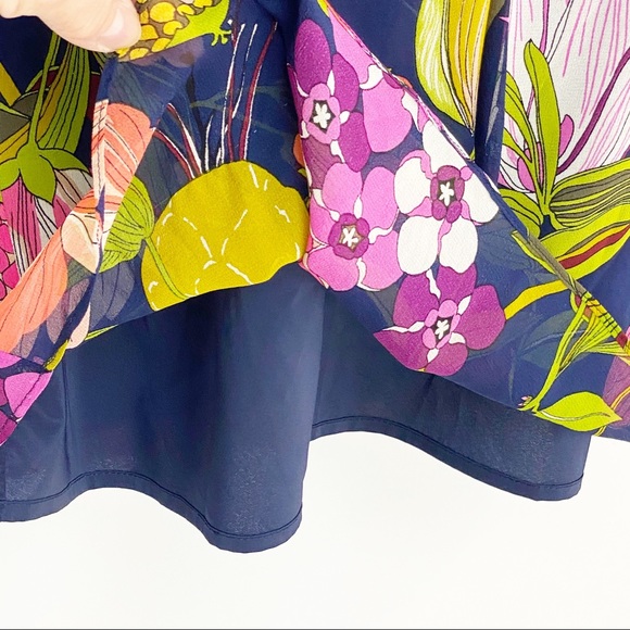 Trina Turk Silk Bonita Bell Sleeve Dress- Retro - Picture 6 of 13